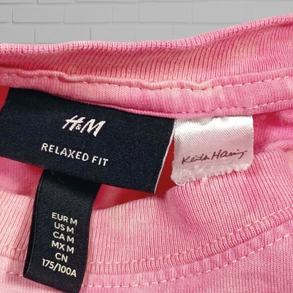 H&M x Keith Haring Mens T Shirt M Pink Relaxed Tie Dye Three Eyed Face Artist - Picture 6 of 9